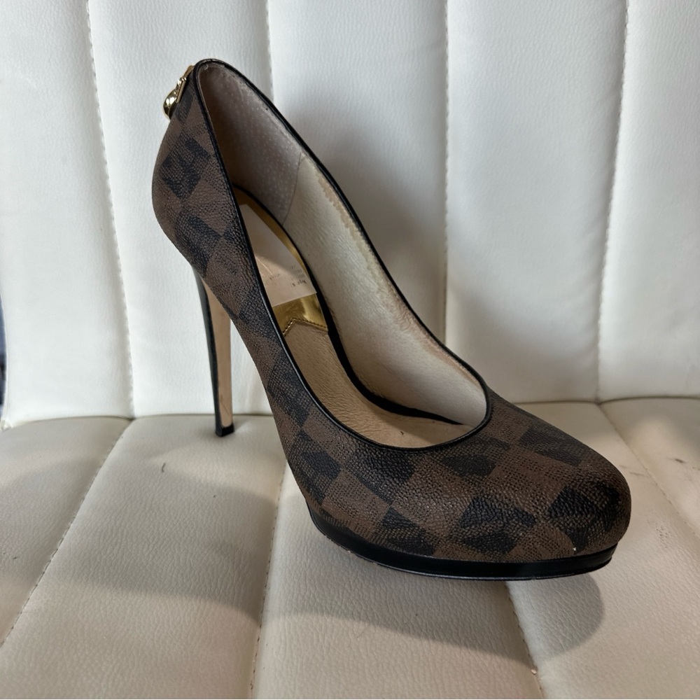 Michael Kors Monogram MK High Heel Shoe Pump Brown Womens Size US 8M
